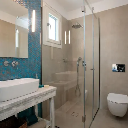 Salt, Luxurious Beachfront Retreat In Mikri Vigla, Naxos Casa de Férias