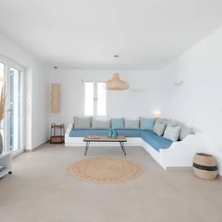 Casa de Férias Salt, Luxurious Beachfront Retreat In Mikri Vigla, Naxos *