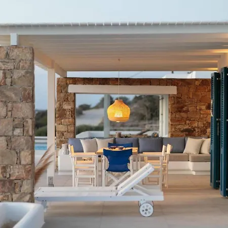 Salt, Luxurious Beachfront Retreat In Mikri Vigla, Naxos بيت للعطل *
