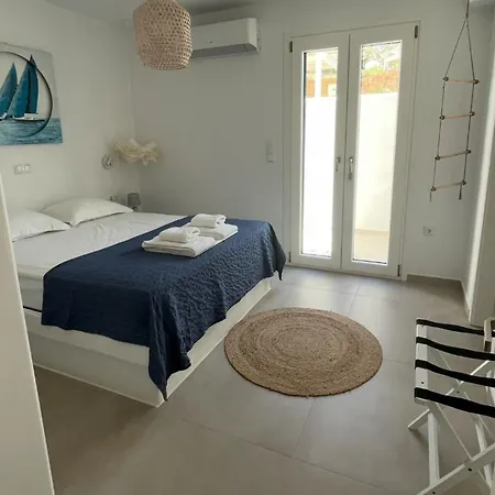 Salt, Luxurious Beachfront Retreat In Mikri Vigla, Naxos *