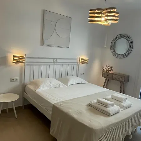 Σπίτι διακοπών Salt, Luxurious Beachfront Retreat In Mikri Vigla, Naxos Μικρή Βίγλα