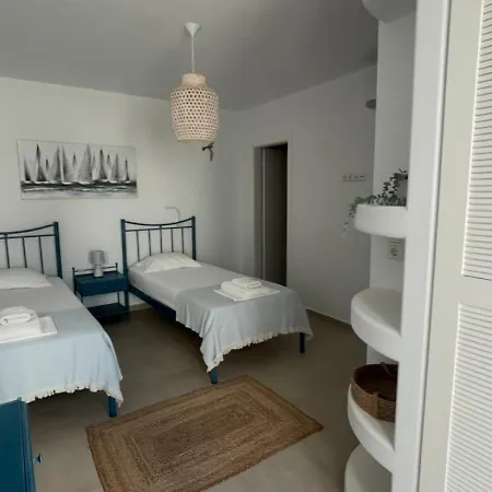 Salt, Luxurious Beachfront Retreat In Mikri Vigla, Naxos Casa de Férias Mikri Vigla