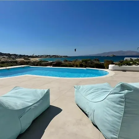 Casa de Férias Salt, Luxurious Beachfront Retreat In Mikri Vigla, Naxos *